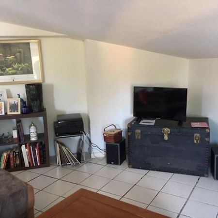 Le Depot Appartement Du Canal 80M2 A Champvert Extérieur photo