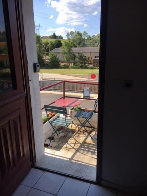 Le Depot Appartement Du Canal 80M2 A Champvert Extérieur photo